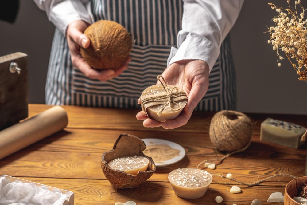 Coconut fiber, also known as coir, is a byproduct of the coconut industry, making it a wonderfully sustainable material.